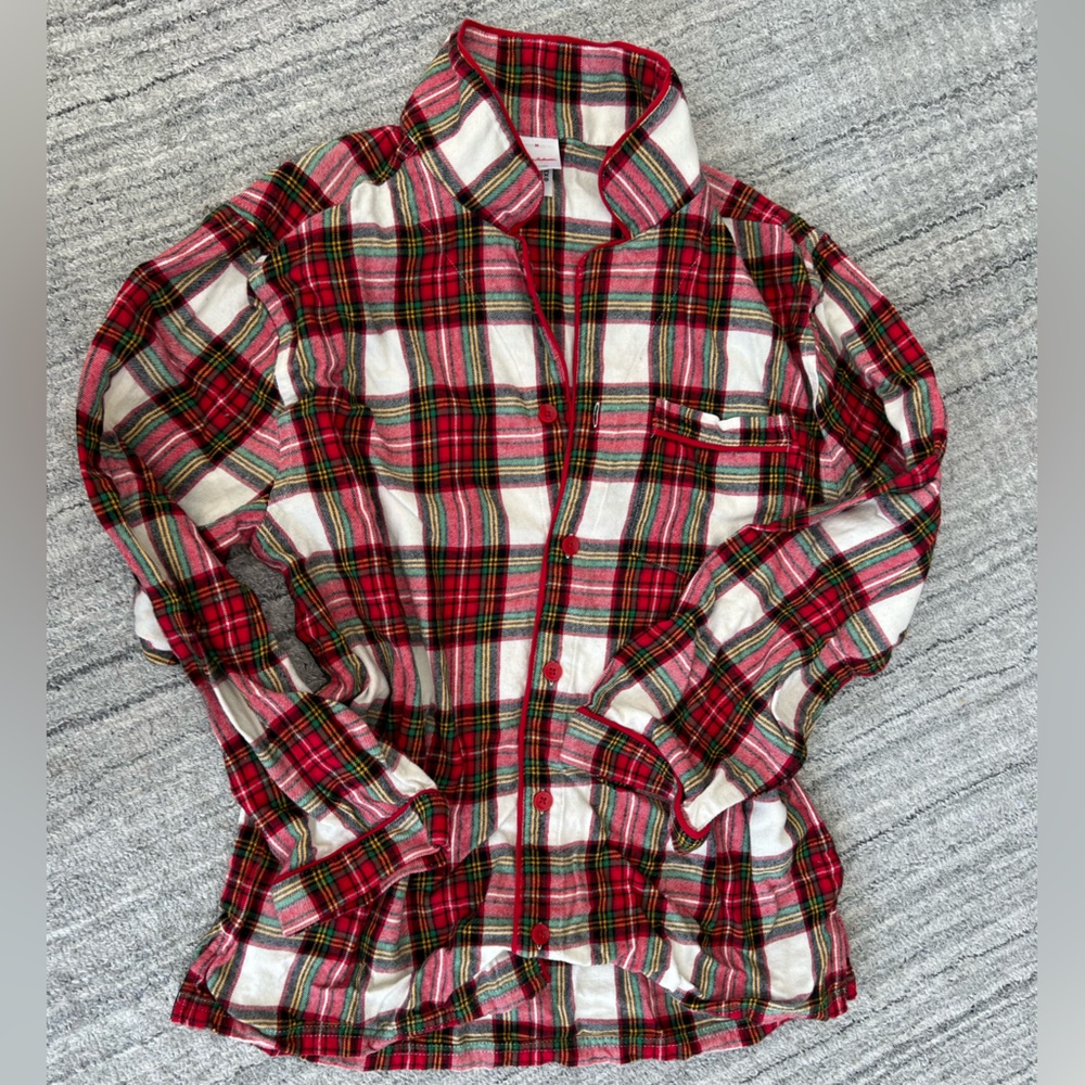 Hanna Andersson Red and Green Plaid  Button Down pajamas